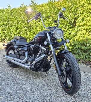 Yamaha Raider XV1900 Bullet Cowl r.v 2015