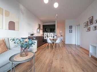 Discovery Residence - 19.p., s výhľadom na mesto