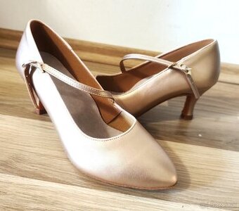 SUPER CENA:TANEČNÉ TOPÁNKY ŠTANDART č.37