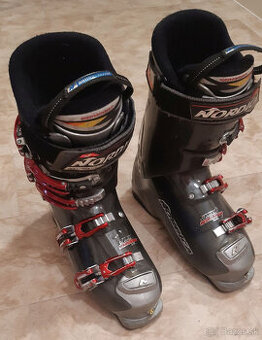 Lyziarky NORDICA č.26 MP305 tvrdost 110 - 1