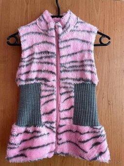 ružovo-sivá chlpatá vesta v. 146