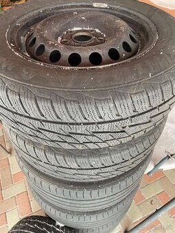 Sada zimných pneu na diskoch 195/65 r15