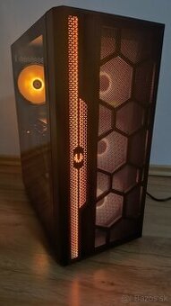 Ryzen 5 3500X, RX 6600, 16GB DDR4, 500GB SSD m.2