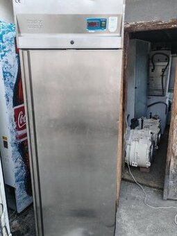 Gastro nerezová chladnička možnosť dovozu v Bratislave