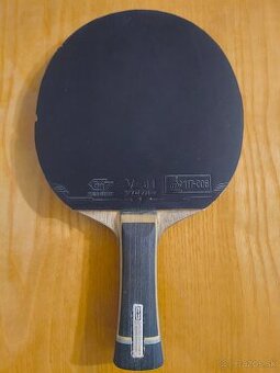 BTY drevo Ovtcharov Innerforce ALC + potahy Victas V 01