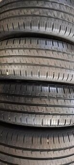 Predám 4ks slušné letné 225/65r16C Hankook na dodávku