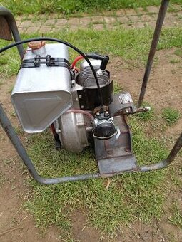 Benzinove cerpadlo motor