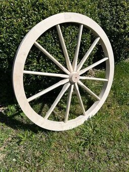 Drevené koleso - dekorácia do záhrady - 70 cm
