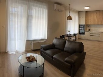 Prenájom 1,5i byt + parking,Bratislava-Bory, 675 €/mesiac