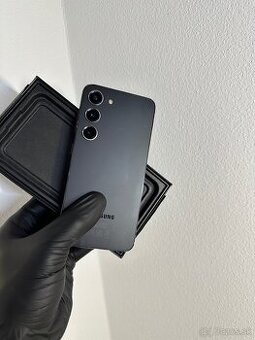 Samsung s23 256Gb všetko funguje