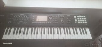 Predám Roland FA 06