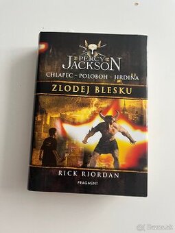 Kniha Percy Jackson Zlodej Blesku