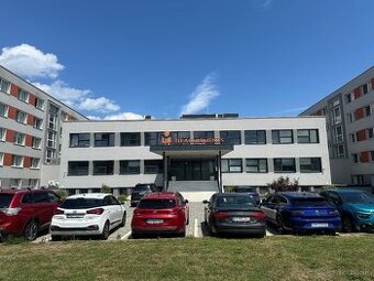 🏡 HĽADÁME RECEPČNÉHO / RECEPČNÚ A CHYŽNÚ DO NAŠICH APARTMÁN