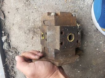 Predám hydraulické čerpadlo Rexroth