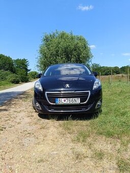 PEUGEOT 5008 2017, 110kW, 2.0 hdi 7 miestne auto