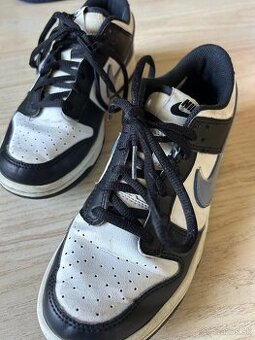 Predam Nike tenisky c 36.5