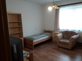 Ubytovanie  v  Tlmačoch