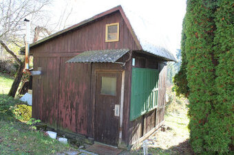 EXKLUZÍVNE-SPEKTRUM REALITY- Na Predaj  záhradná chatka s po