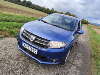 Dacia sandero - vianocny darcek r.v. 2013