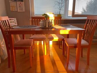 Kuchynský set na sedenie