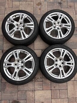 Orig. hlíník. disky Audi R18, 5x112