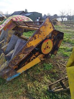 Kukuričný adaptér na kombajn 514