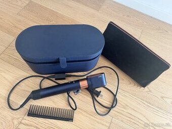 Dyson Blue Multistyler