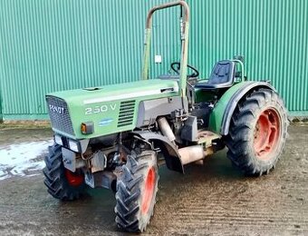 Fendt Farmer 250V  - Provozní hodiny: 8992 h