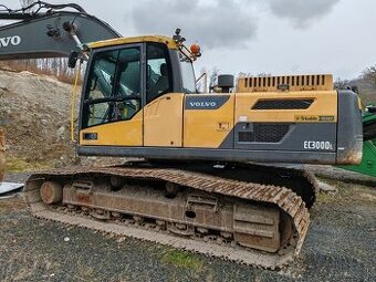 33.5t bagr širokopás Volvo EC300DL rypadlo pásové 2014