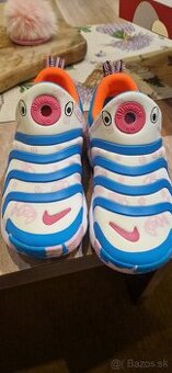 Topánky Nike Dynamo Go SE TD Doodles