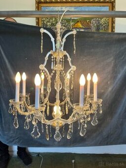 Veľký krištáľový luster