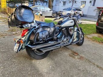 Suzuki Intruder C800