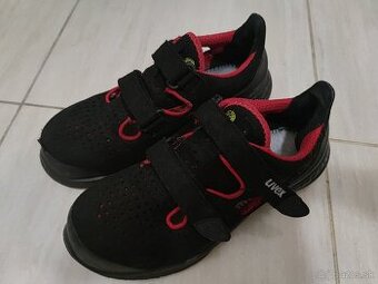 Pracovné topánky, pracovna, bezpečnostná obuv Uvex vel. 40