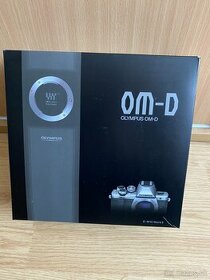 OLYMPUS OM-D E-M10 Mark ll - 1
