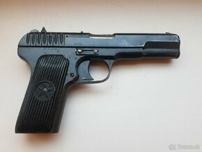 Tokarev TT-33 (samonabíjacia pištoľ)
