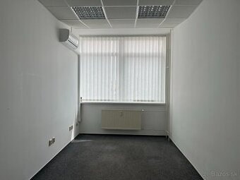 Prenájom kancelárie na ulici M. Falešníka v Prievidzi