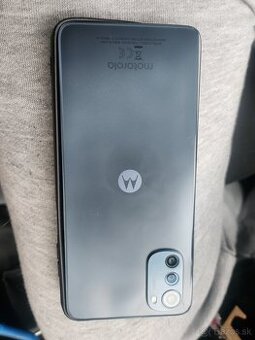 MOTOROLA E32