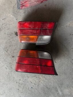 Zadne svetla bmw e36 sedan