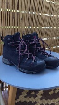 Damske trekingove topanky Montura Altura GTX velkost 39