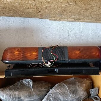 Oranzovy majak tesla
