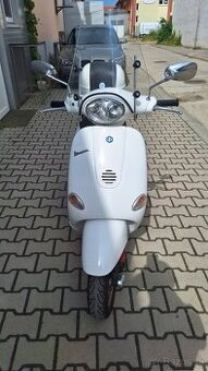 Vespa et150