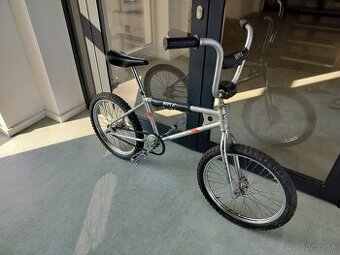 Detský bicykel BMX 20