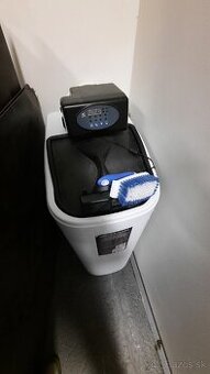 💧 Zmäkčovač vody EUROACQUE – 1 rok používaný, plne funkčný