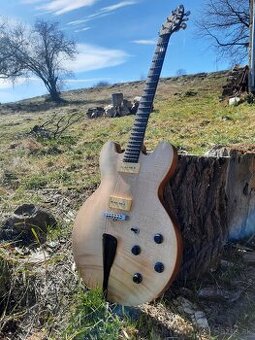 Gitara ala 335 gibson
