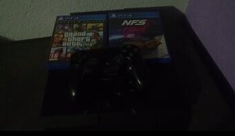 Playstation 4 - 1