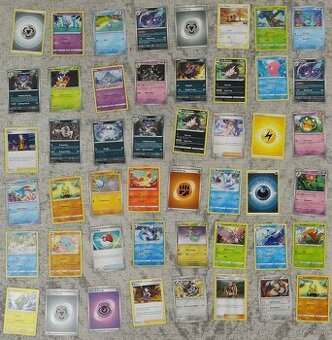 Pokémon karty III - 48 pravých kariet pre Vašu radosť