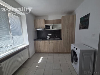 Ponúkame na prenájom zariadený 2 izbový byt v Komárne