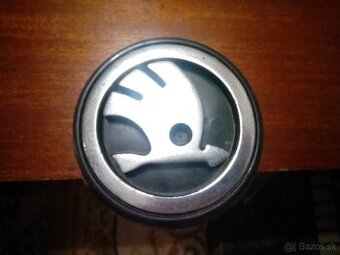 Darujem znaky na auto SKODA FAVORIT,FIAT