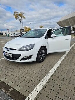 Opel astra j