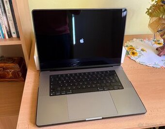 Predám MacBook Pro 16" M1 Pro – výborný stav